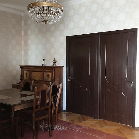 Eka Guest House Batumi Exterior photo