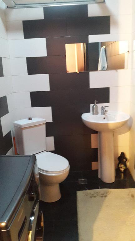 Eka Guest House Batumi Exterior photo