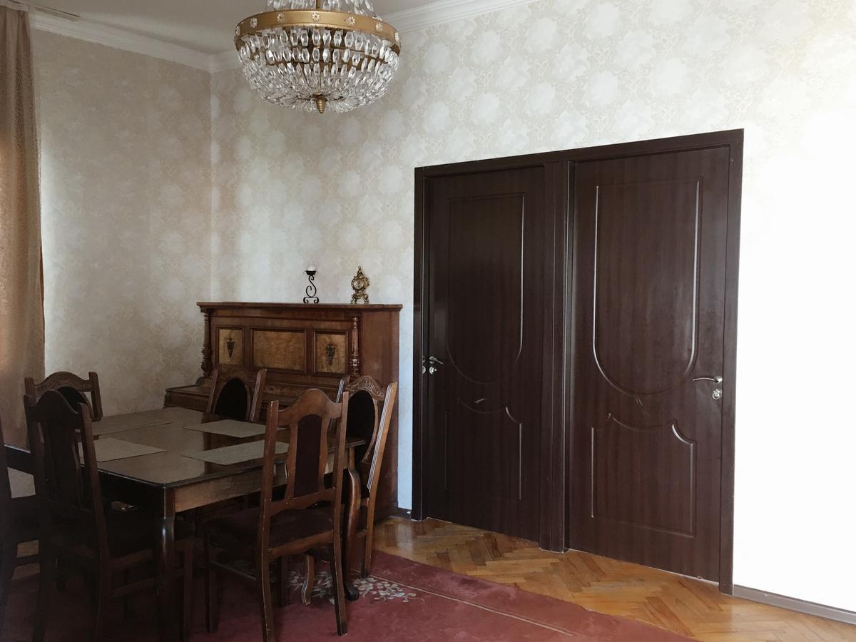 Eka Guest House Batumi Exterior photo