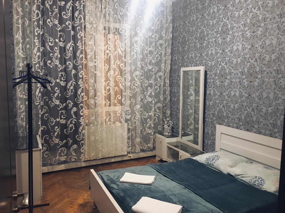 Eka Guest House Batumi Exterior photo